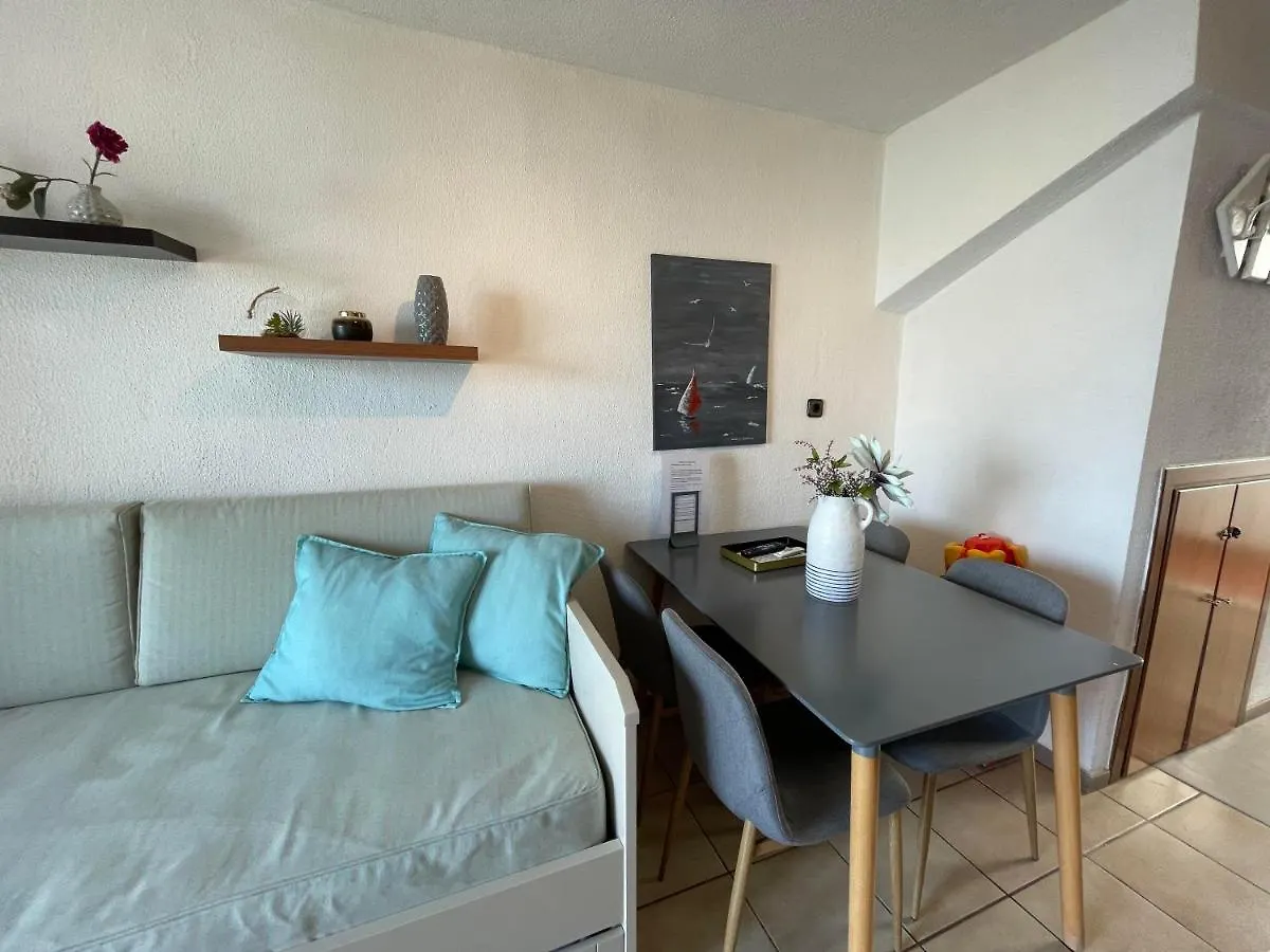 Seafront Family Apartment Thetis Fourka 0*,