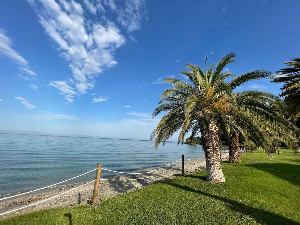 Seafront Family Apartment Thetis Fourka Holiday home